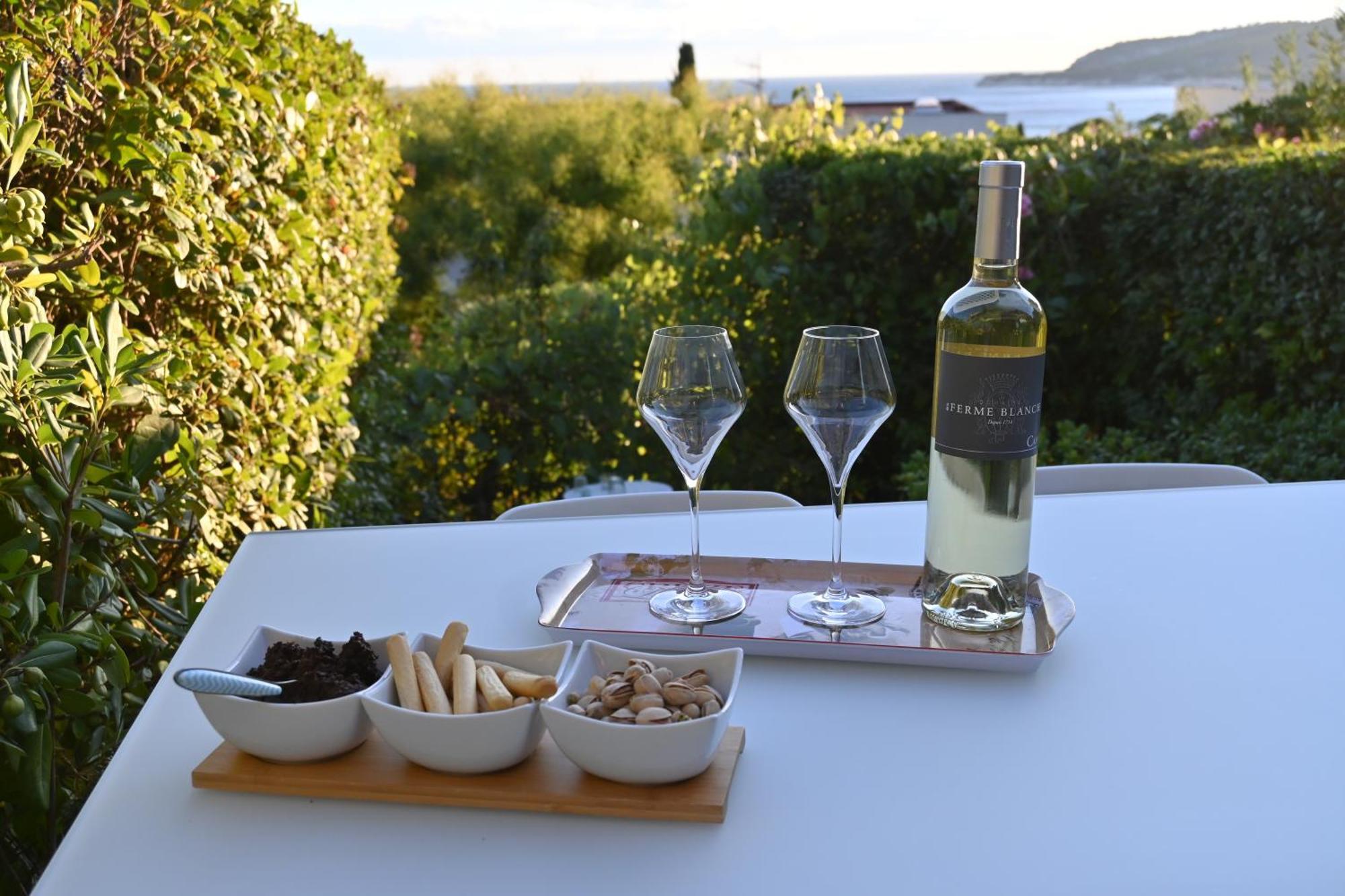 Apartamento Le Dauphin Climatisation Fibre 4 Personnes Cassis Exterior foto